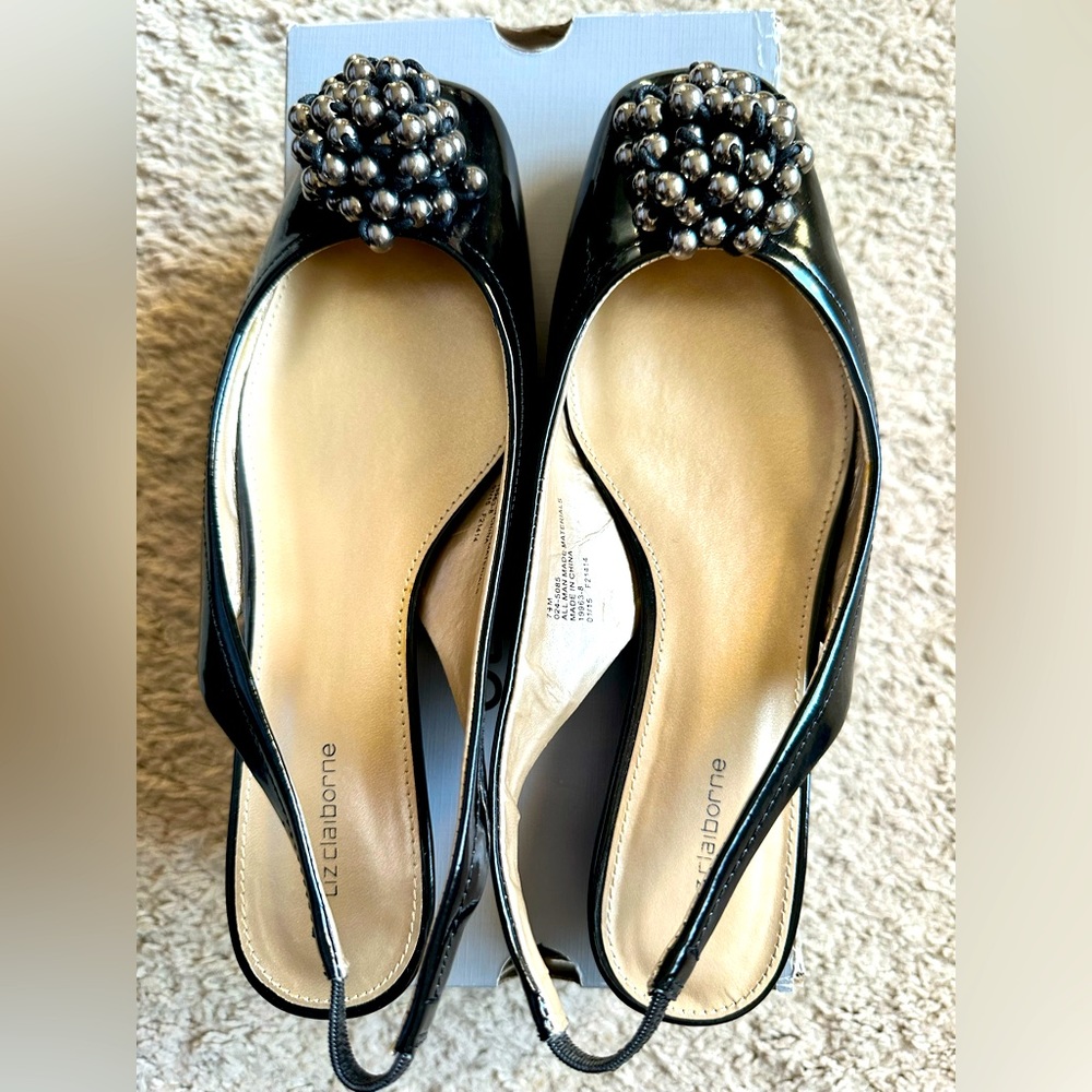 Shoes - Picture 3 of 7